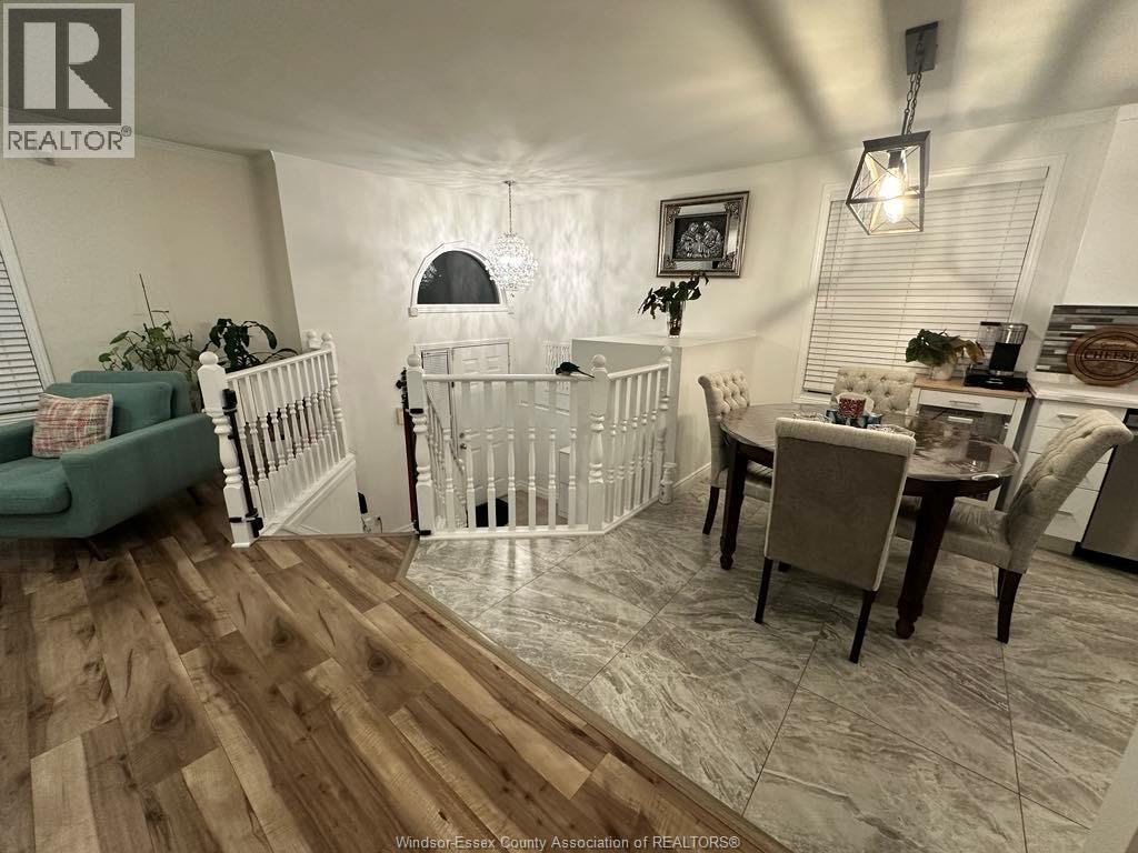 7929 Hawthorne Drive, Windsor, ON
