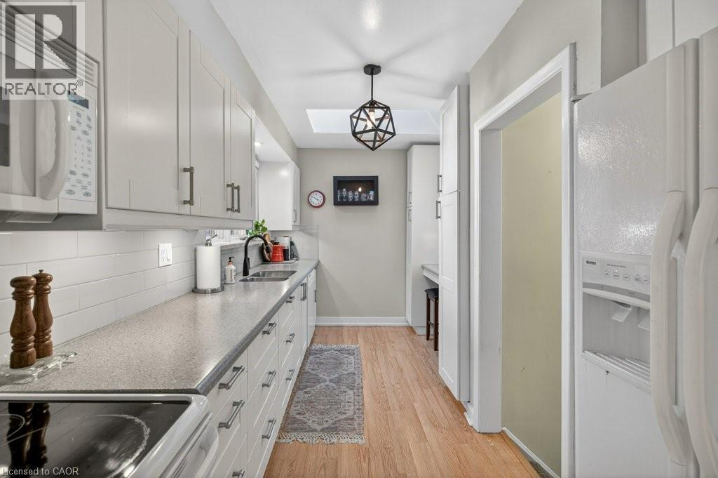 362 Pepper Drive, Burlington, ON