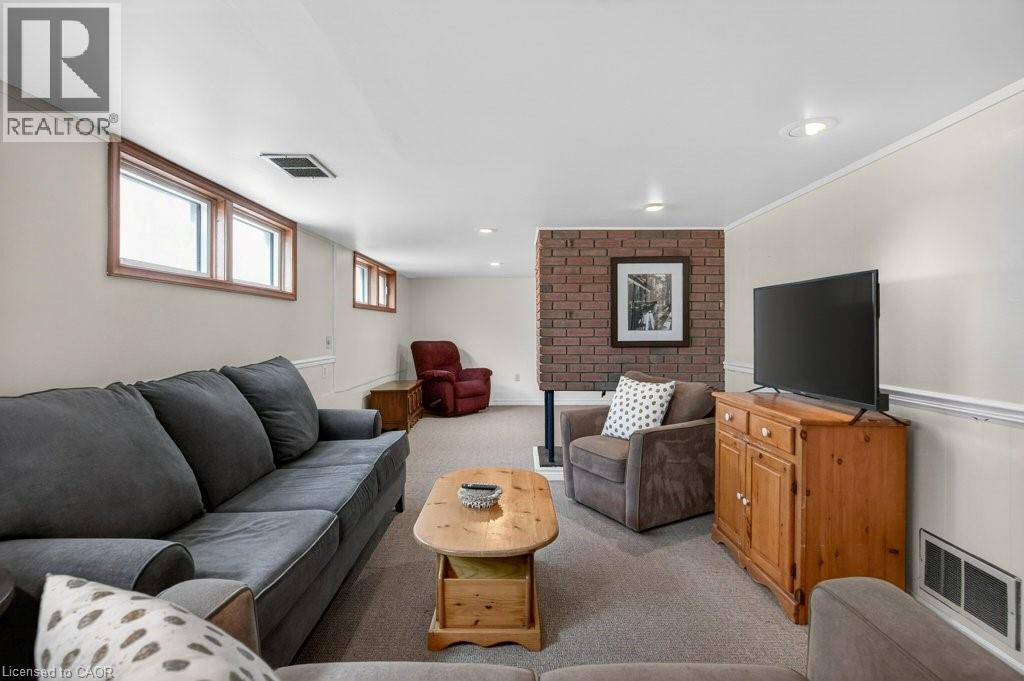 362 Pepper Drive, Burlington, ON