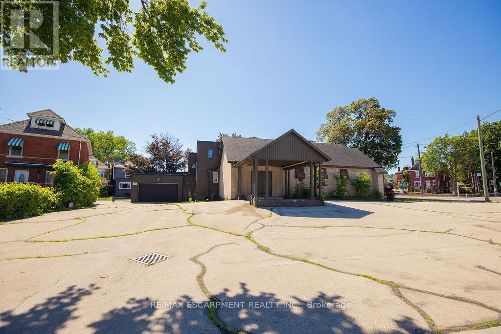 1309 King Street E, Hamilton, ON