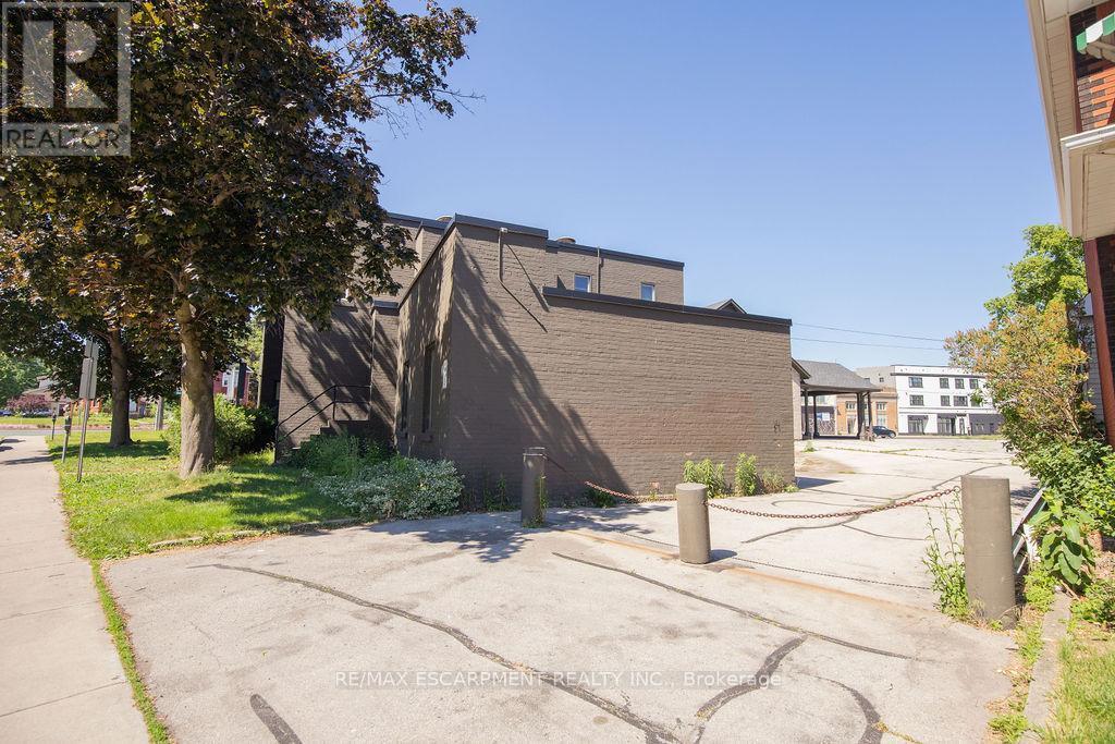 1309 King Street E, Hamilton, ON