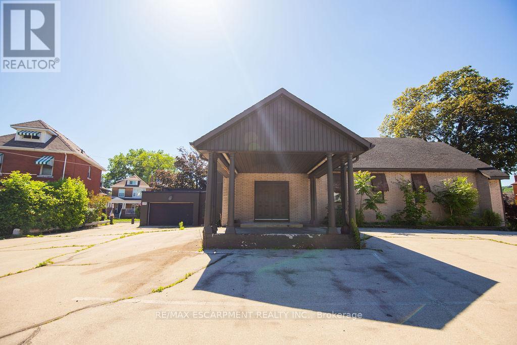 1309 King Street E, Hamilton, ON