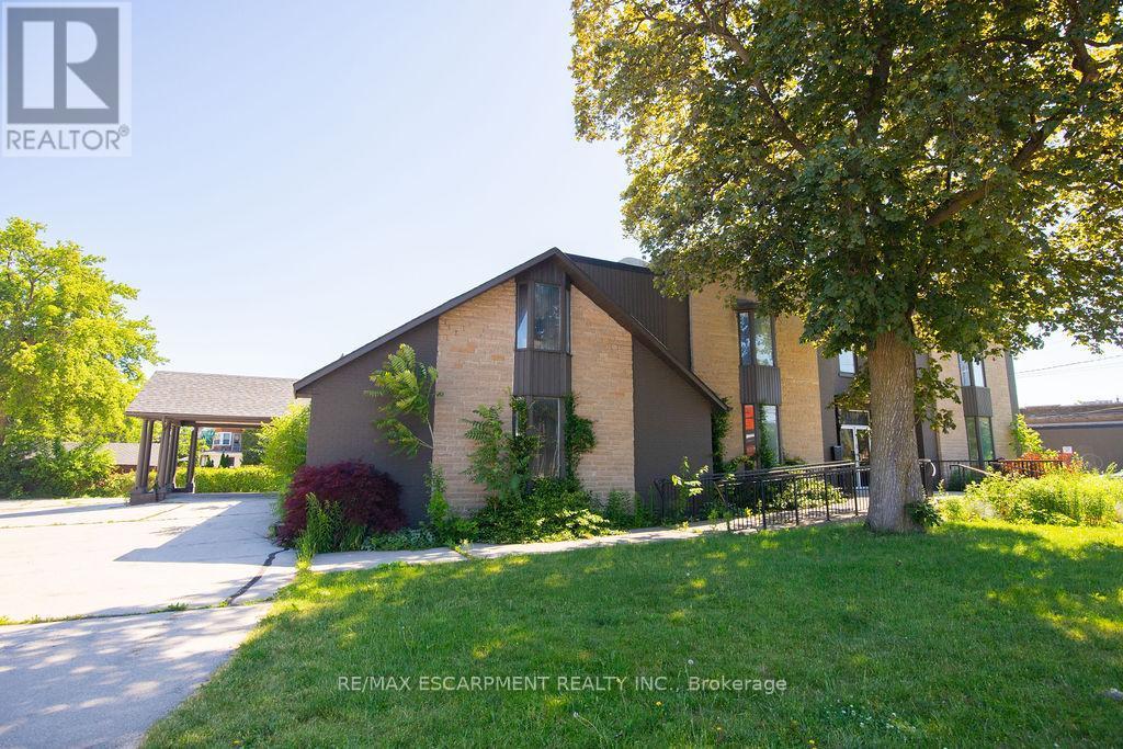 1309 King Street E, Hamilton, ON