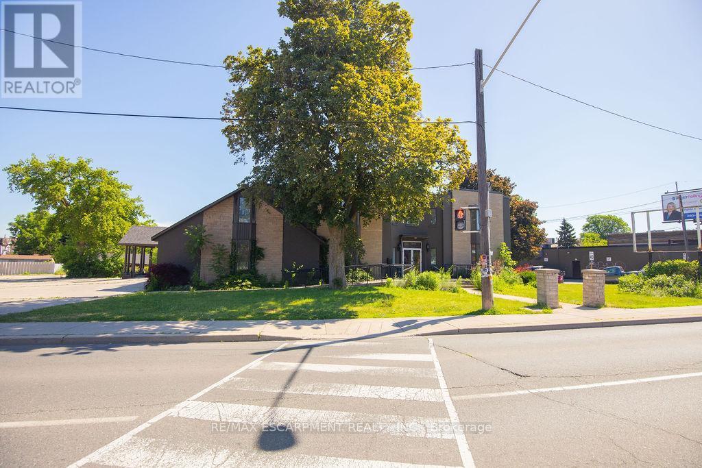1309 King Street E, Hamilton, ON