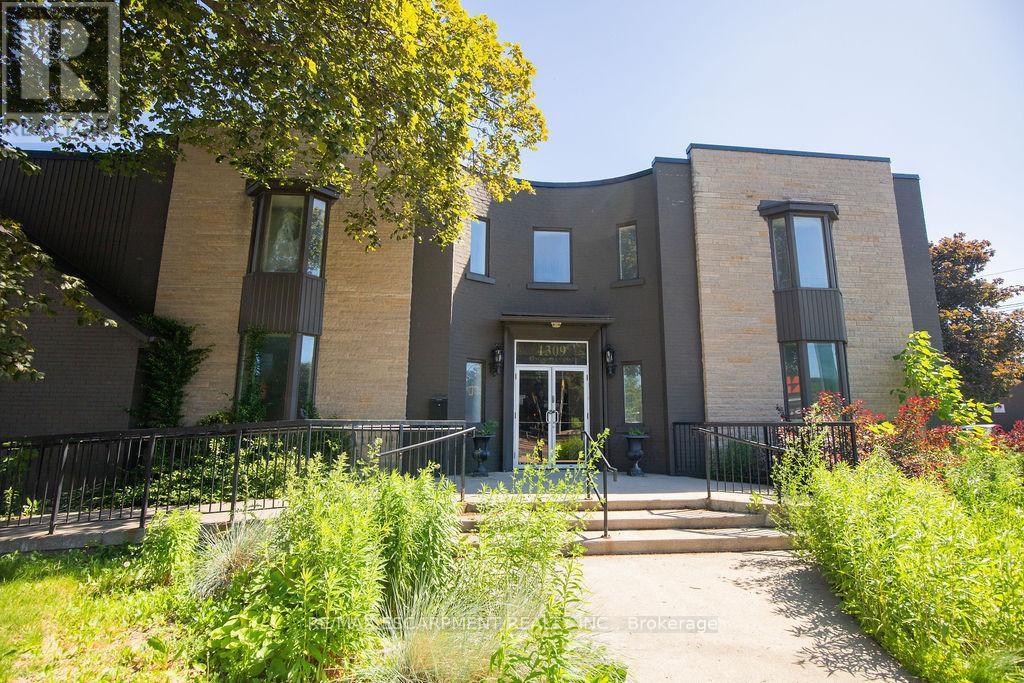 1309 King Street E, Hamilton, ON