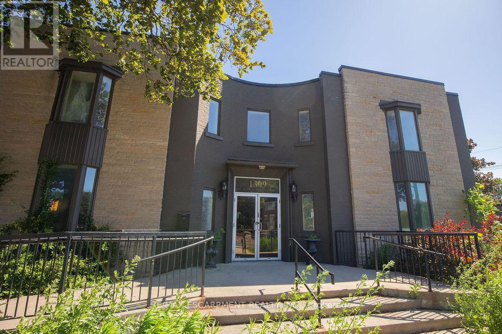 1309 King Street E, Hamilton, ON