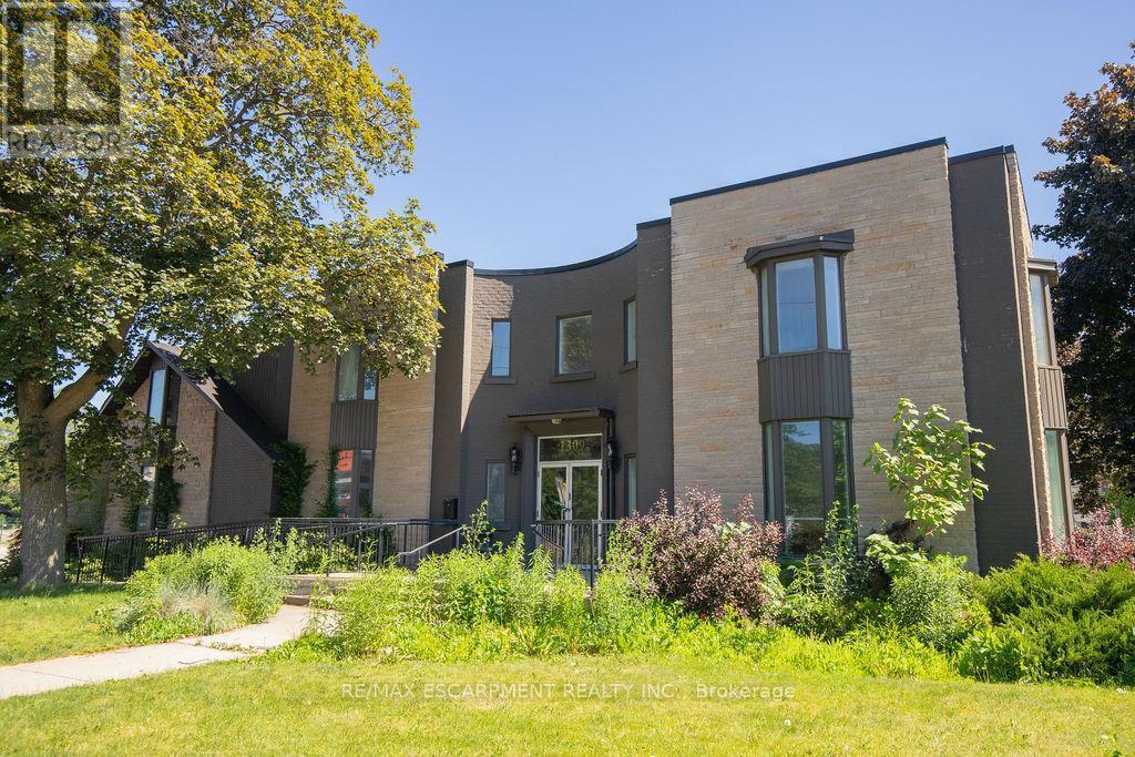 1309 King Street E, Hamilton, ON