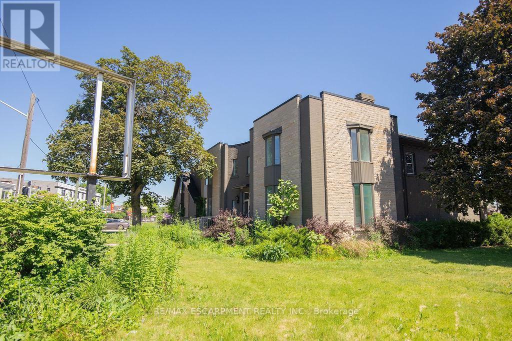 1309 King Street E, Hamilton, ON