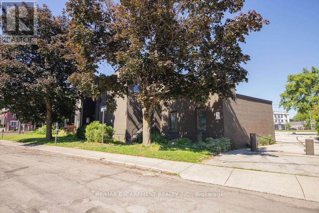 1309 King Street E, Hamilton, ON