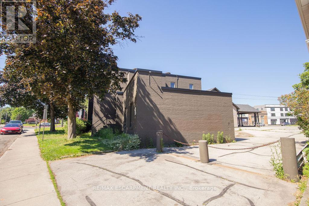 1309 King Street E, Hamilton, ON