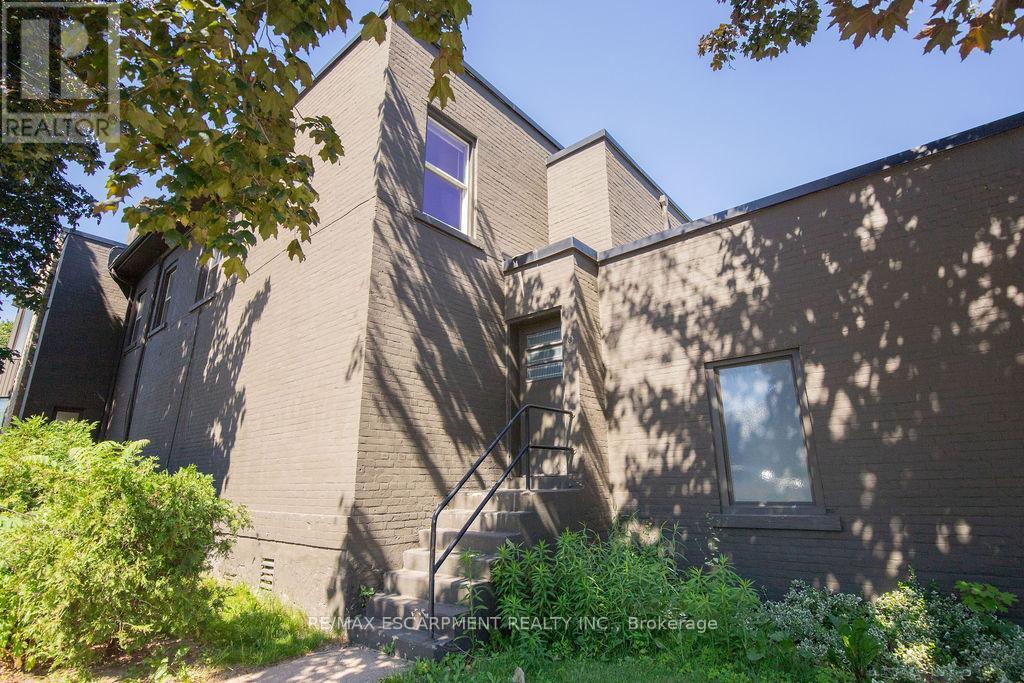1309 King Street E, Hamilton, ON