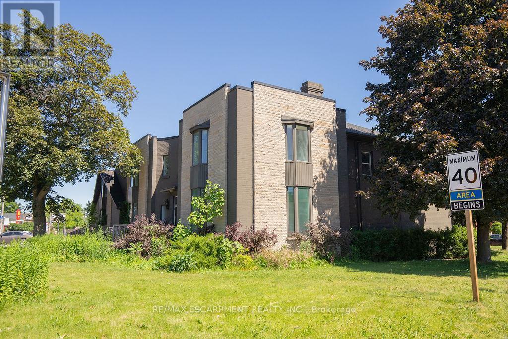 1309 King Street E, Hamilton, ON