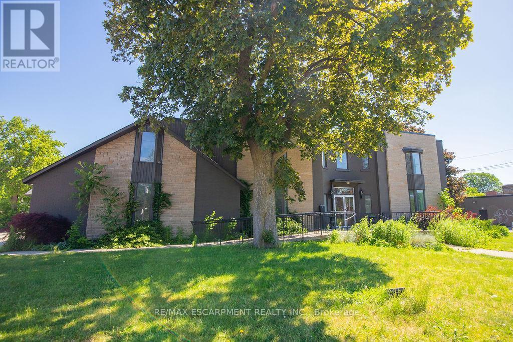 1309 King Street E, Hamilton, ON