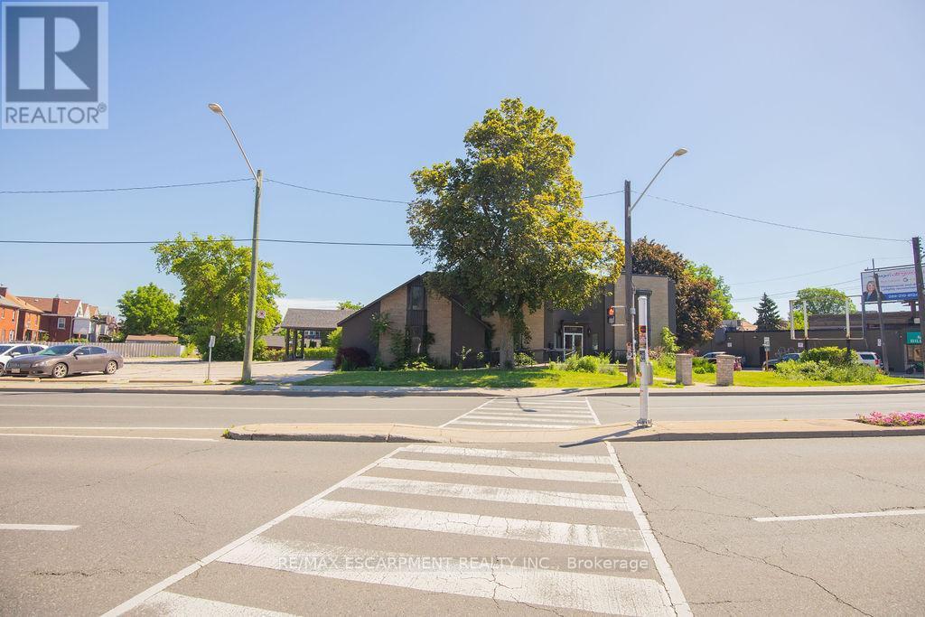 1309 King Street E, Hamilton, ON