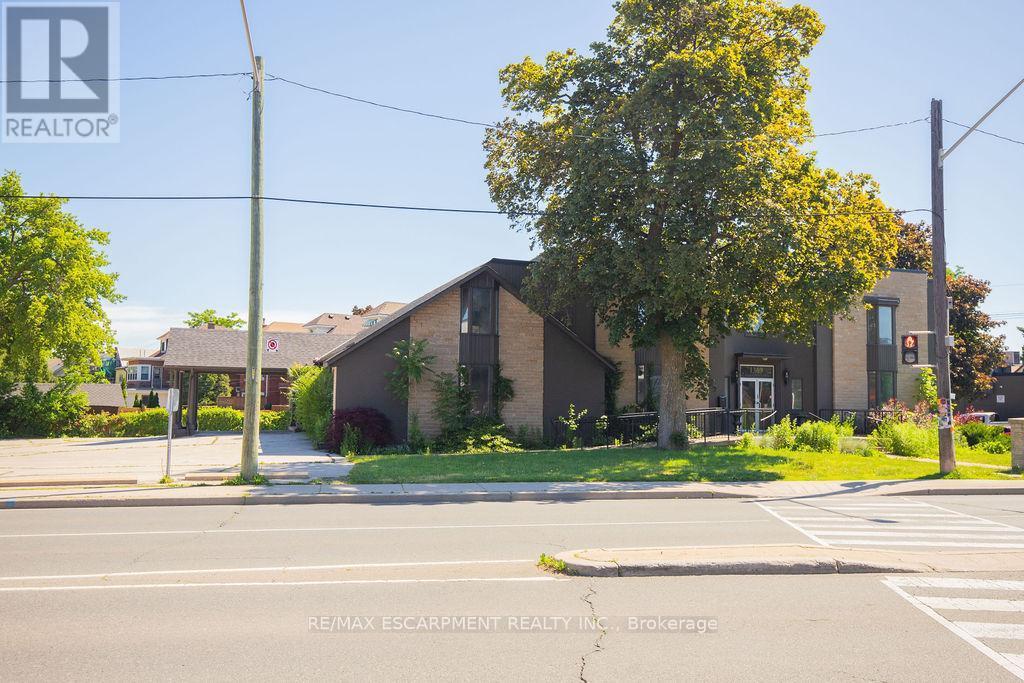 1309 King Street E, Hamilton, ON