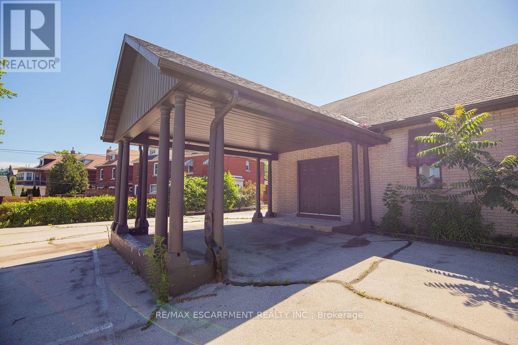 1309 King Street E, Hamilton, ON