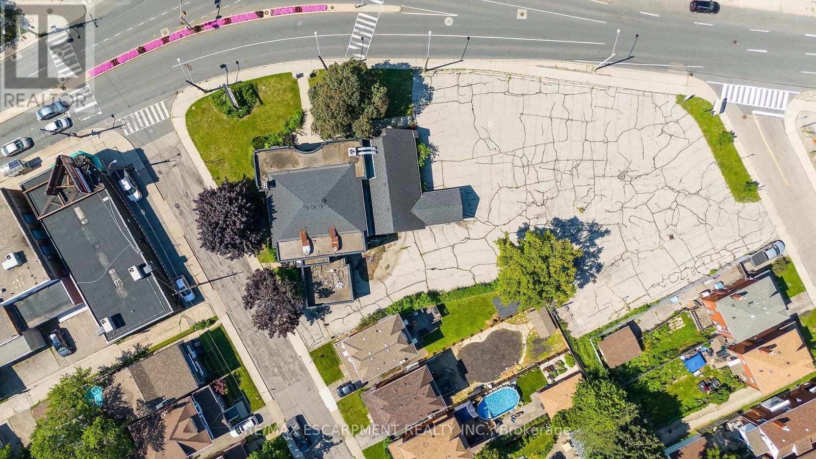 1309 King Street E, Hamilton, ON