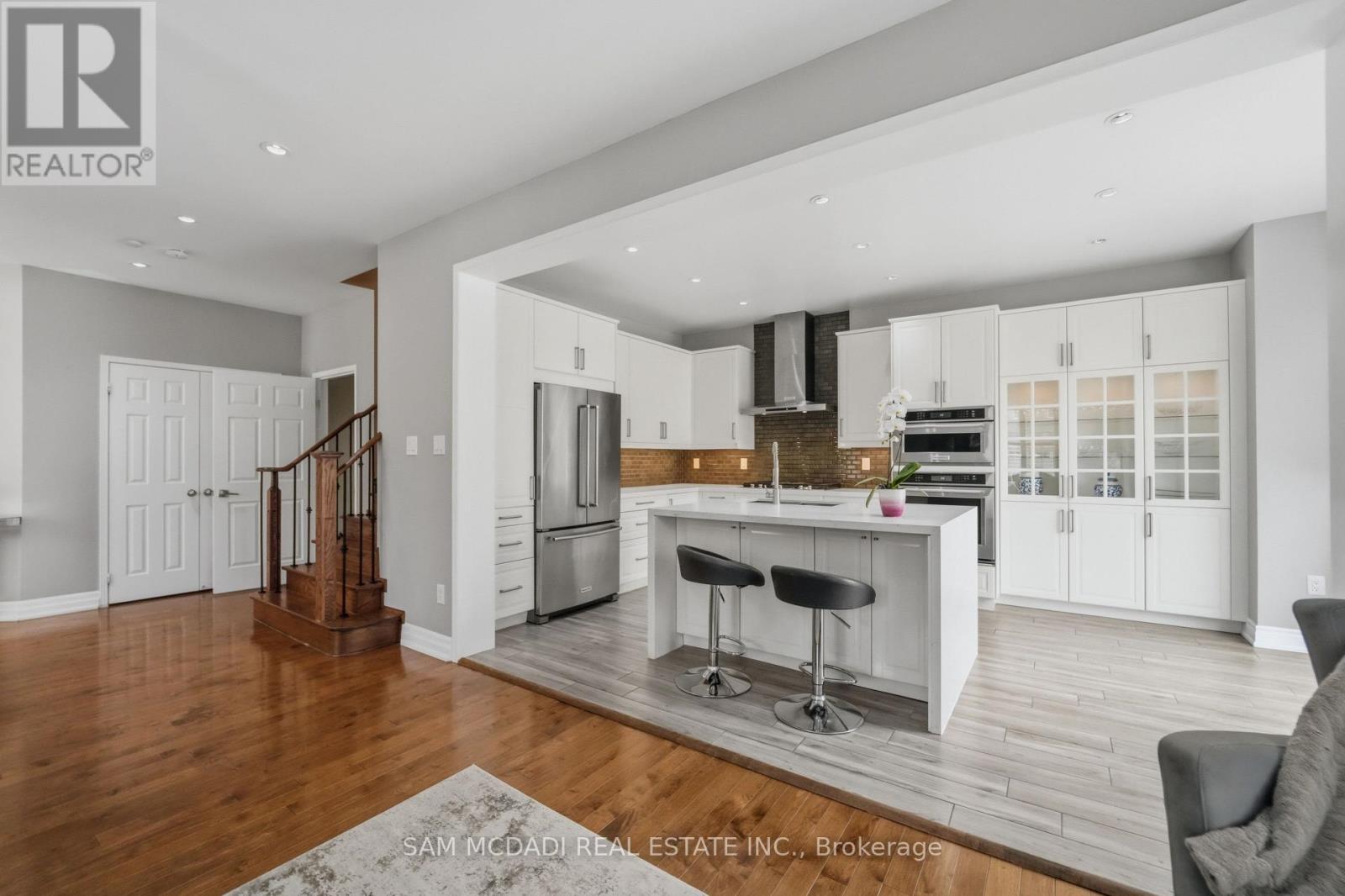 5 Whitbread Crescent, Ajax, ON