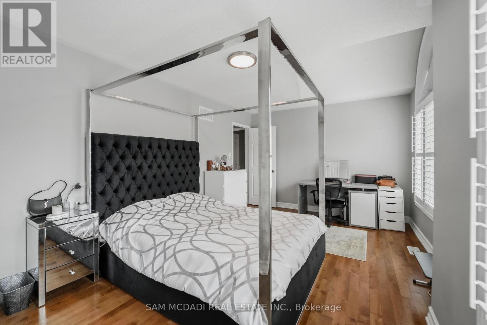 5 Whitbread Crescent, Ajax, ON