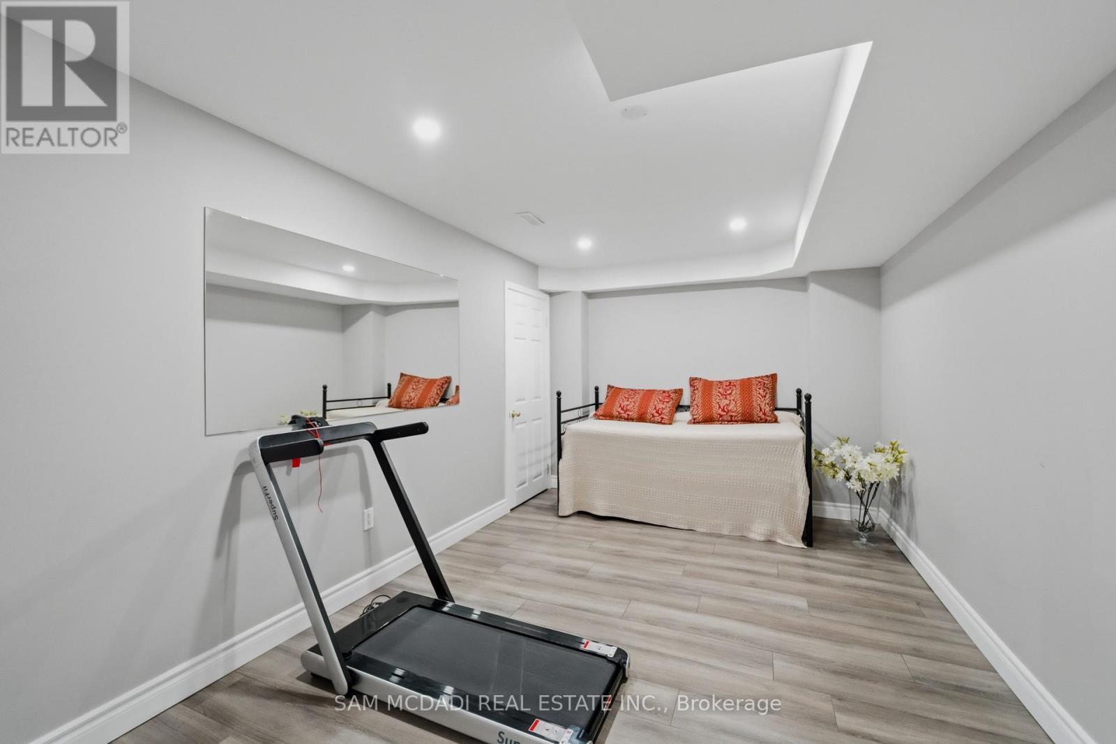 5 Whitbread Crescent, Ajax, ON