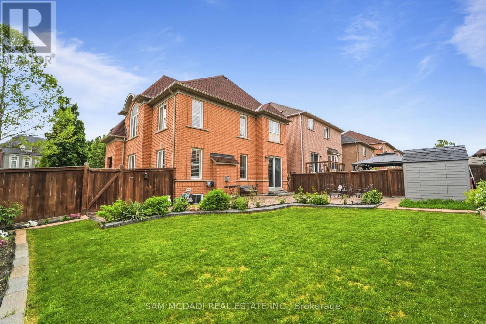 5 Whitbread Crescent, Ajax, ON