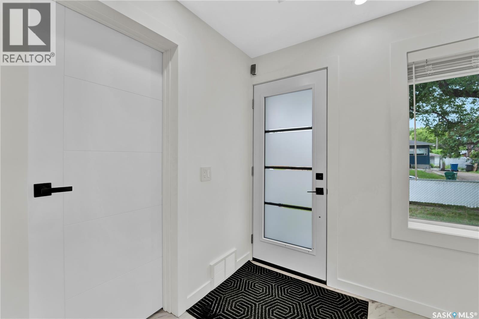 117 U Avenue S, Saskatoon, SK
