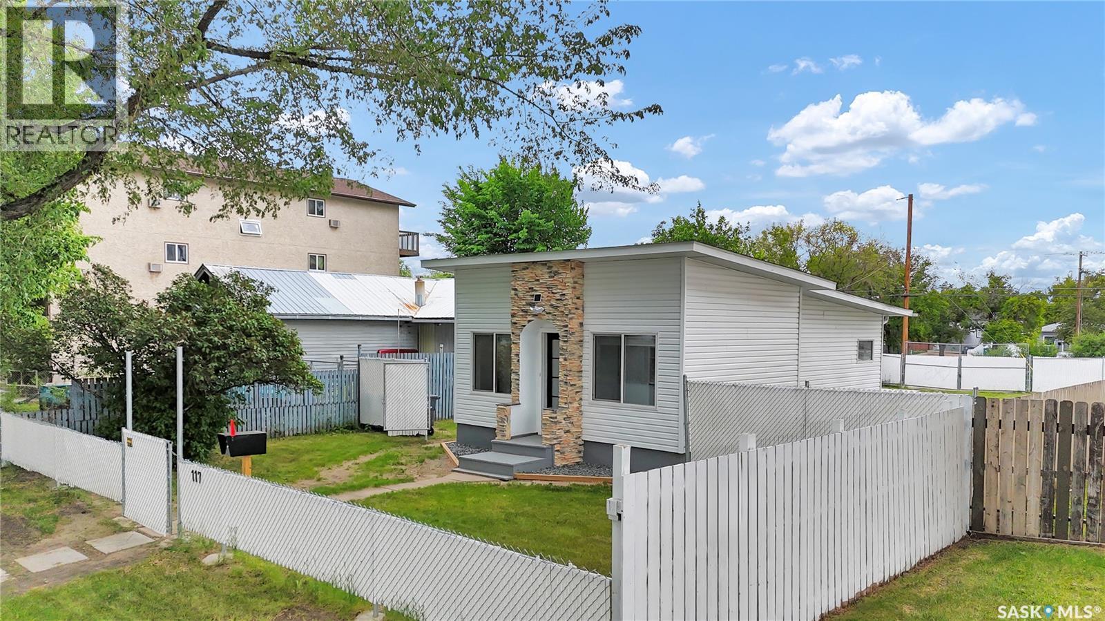 117 U Avenue S, Saskatoon, SK