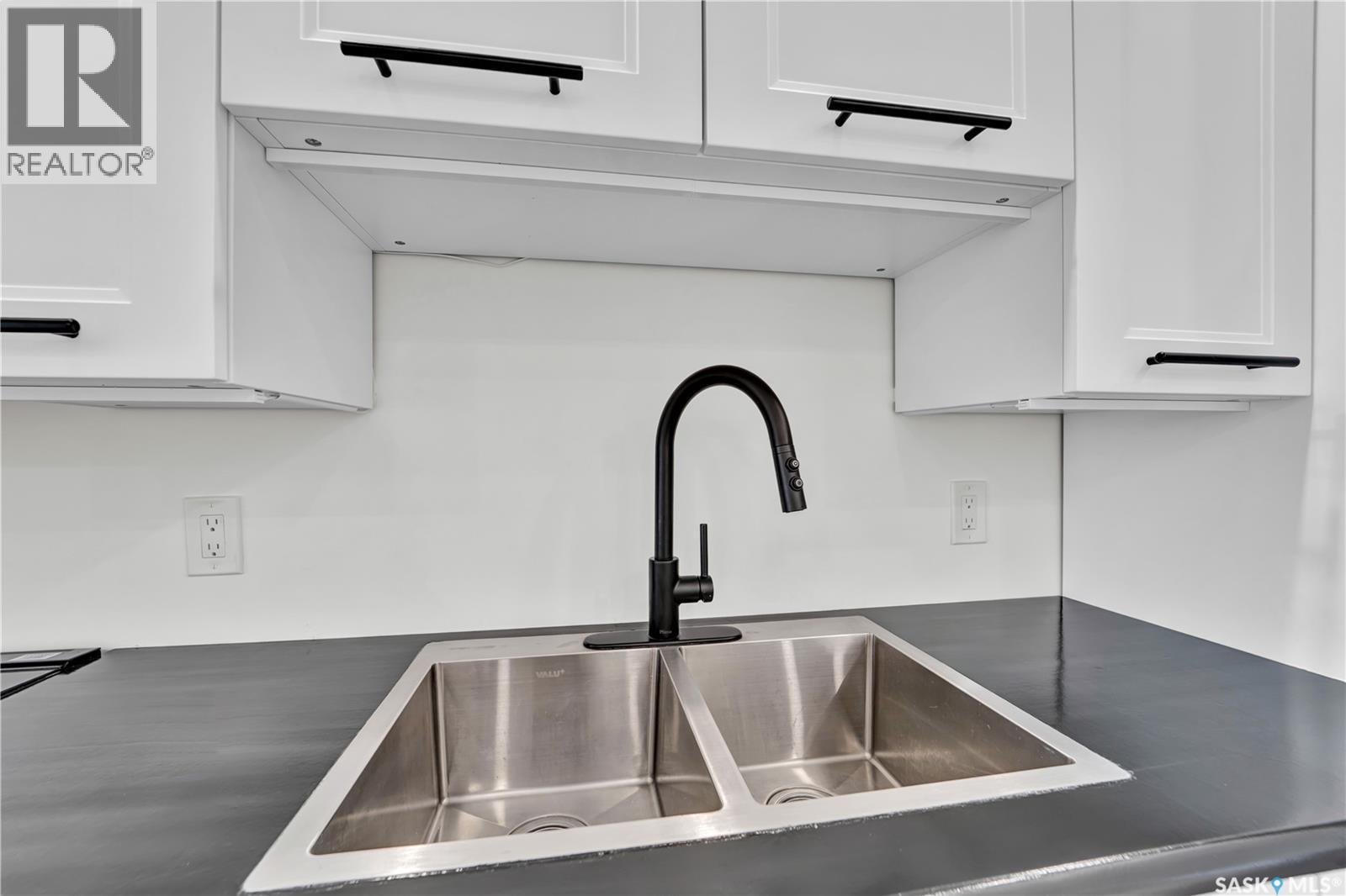 117 U Avenue S, Saskatoon, SK