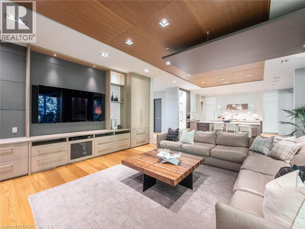 777 Shadeland Avenue, Burlington, ON