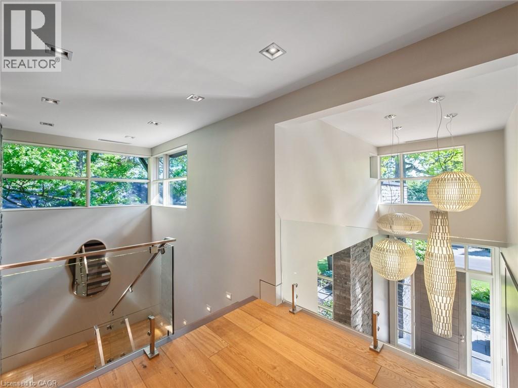 777 Shadeland Avenue, Burlington, ON