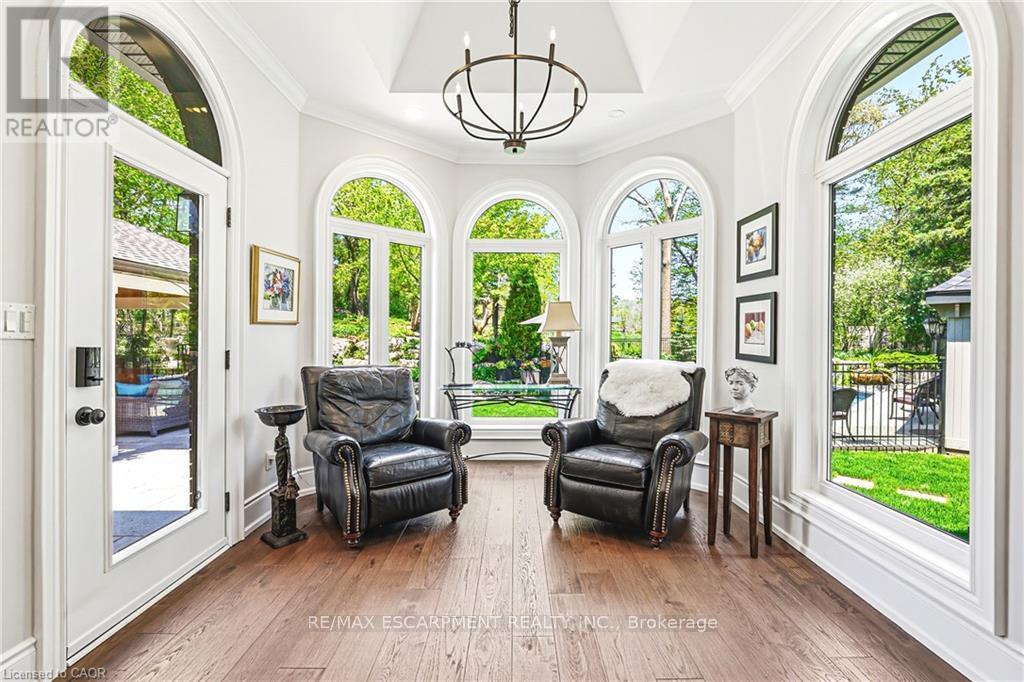 33 Golfview Crescent, Hamilton, ON