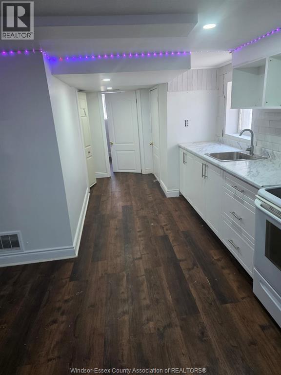3002 Radisson Unit# Lower, Windsor, ON