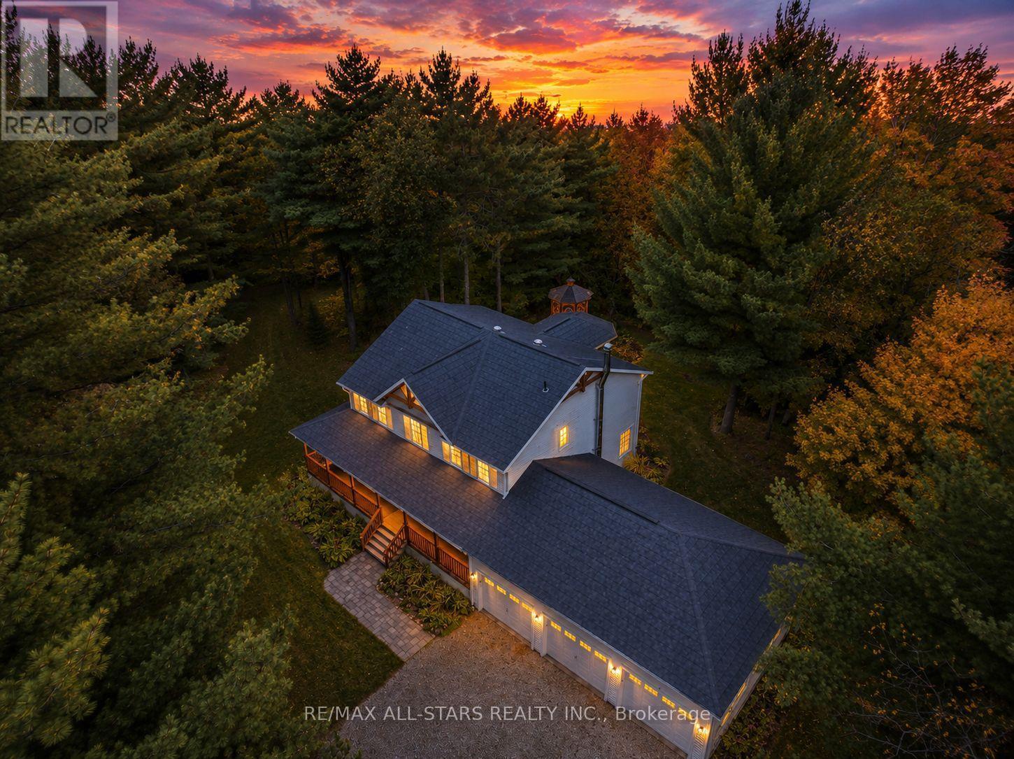 29 Robert Boulevard, Springwater, ON