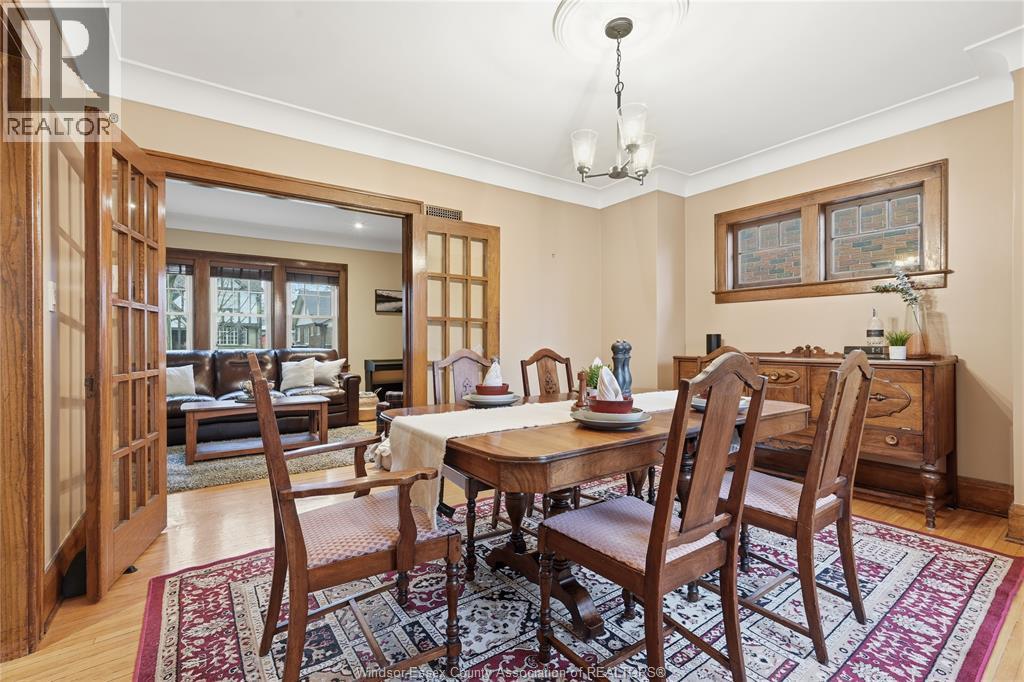 2146 Windermere, Windsor, ON