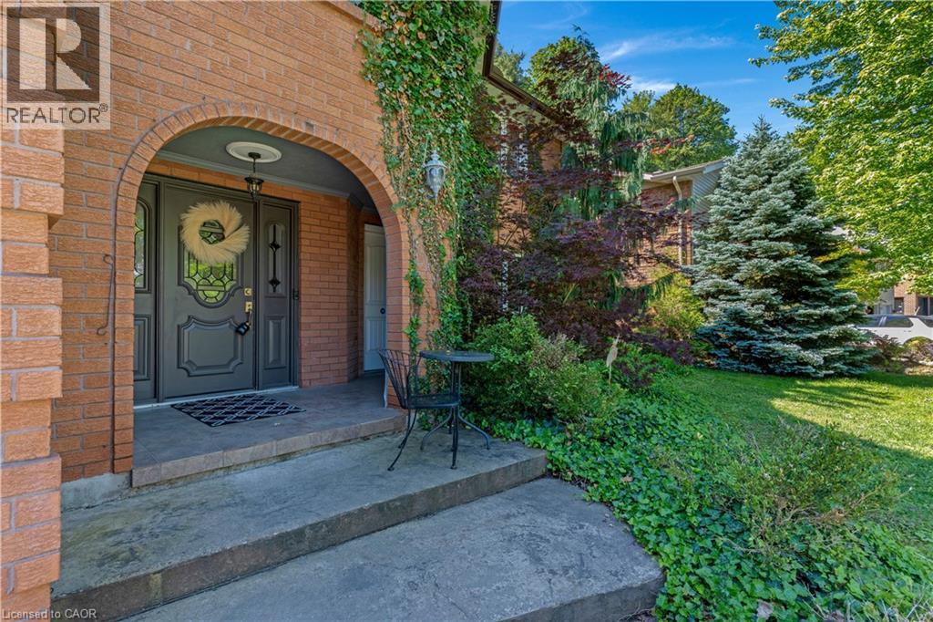 37 Yellow Birch Drive, Kitchener, ON