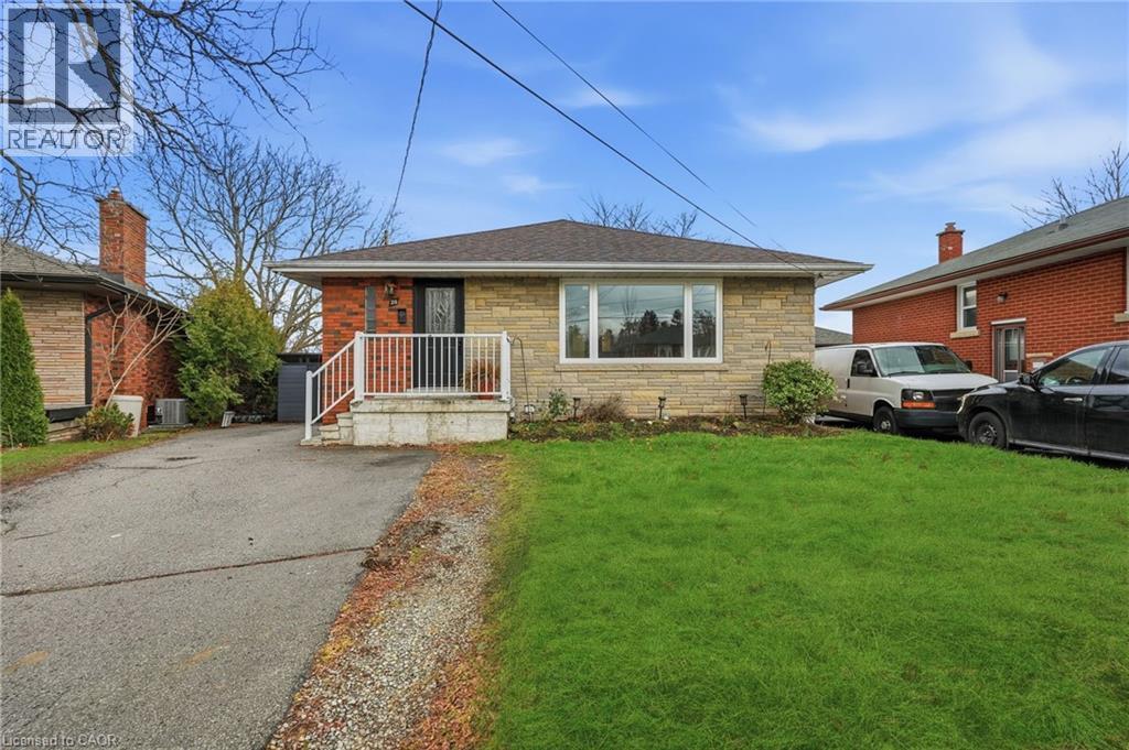 20 Nelligan Place, Hamilton, ON