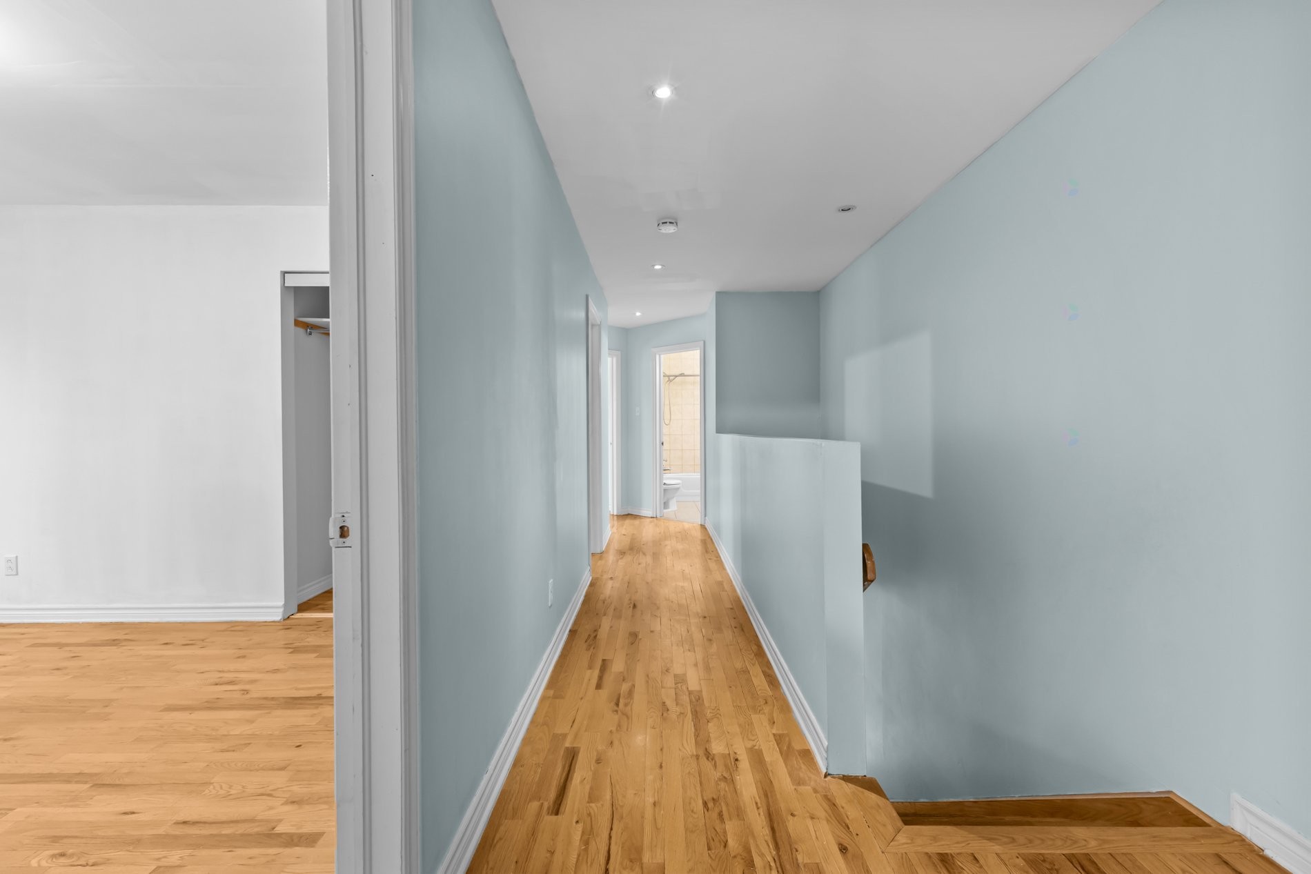 Corridor - 5450 Av. Plamondon, Montréal (Côte-Des-Neiges/Notre-Dame-De-Grâce), QC