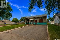 626 22nd STREET E Prince Albert, SK S6V 1P1