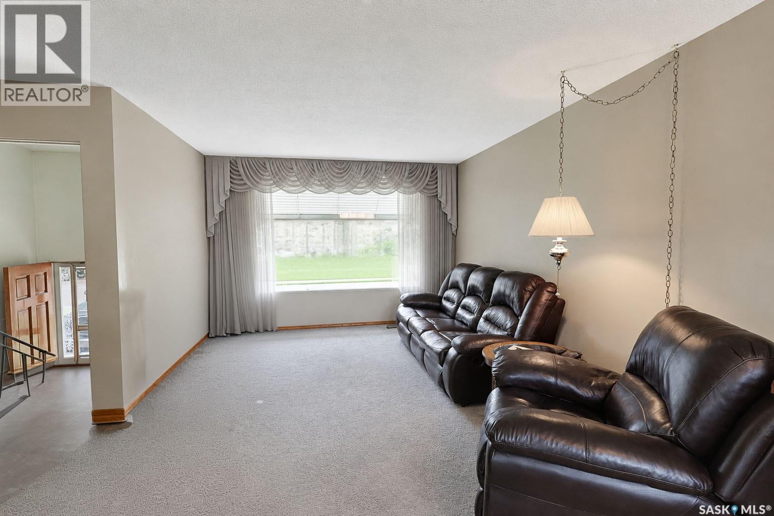 626 22Nd Street E, Prince Albert, SK