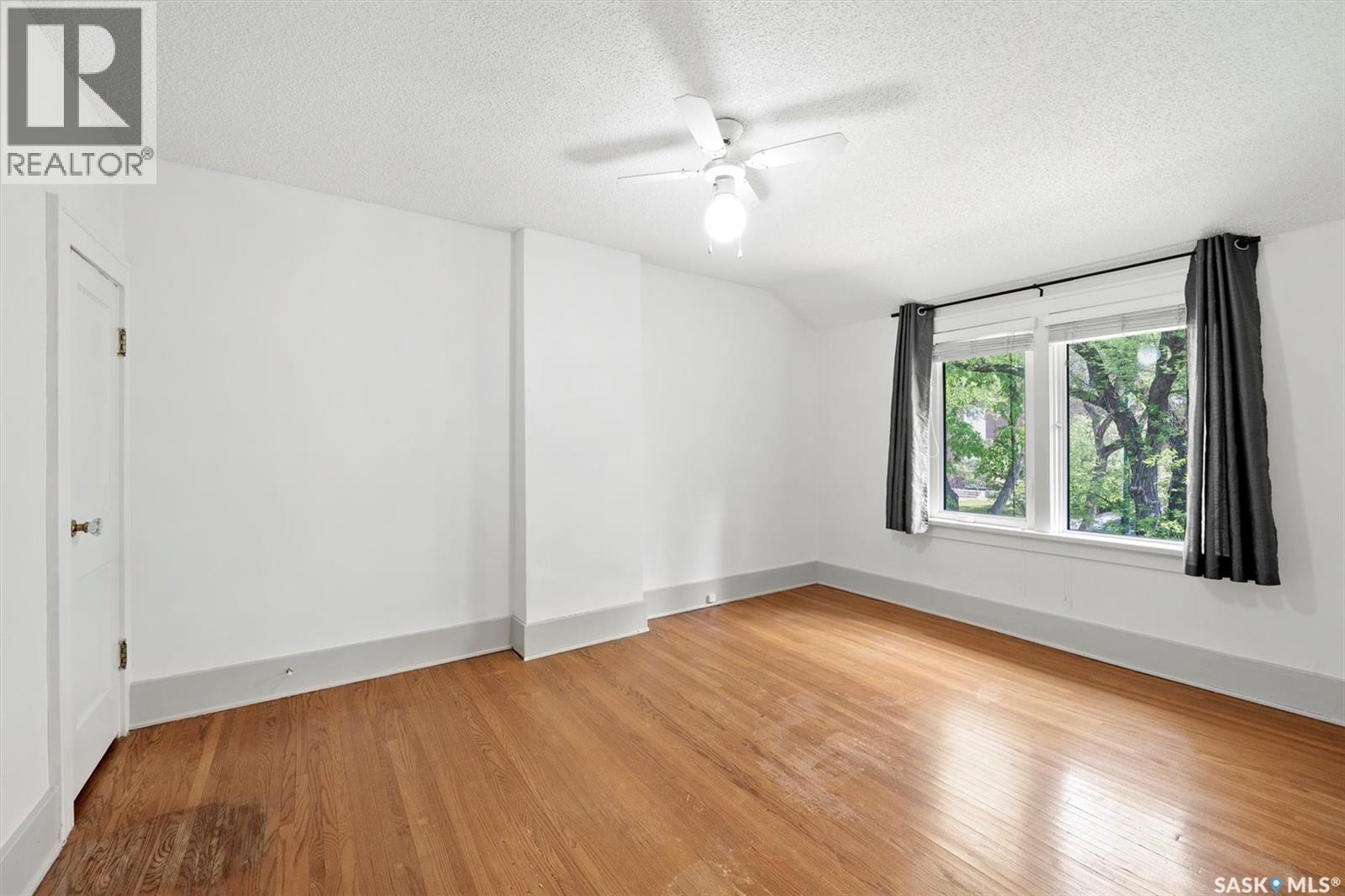 811 9Th Avenue N, Saskatoon, SK