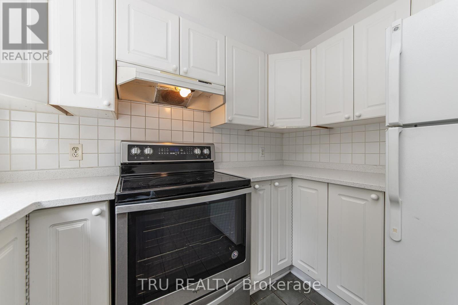 135 Margrave Avenue, Ottawa, ON