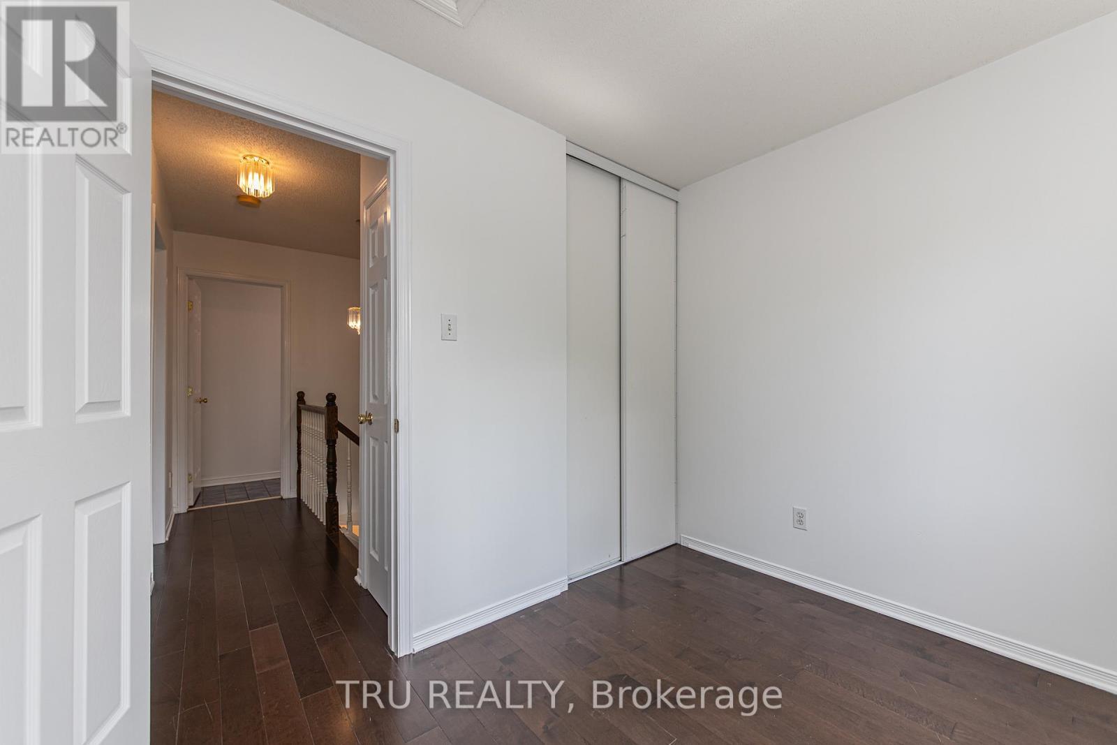 Bedroom 3 - 135 Margrave Avenue, Ottawa, ON