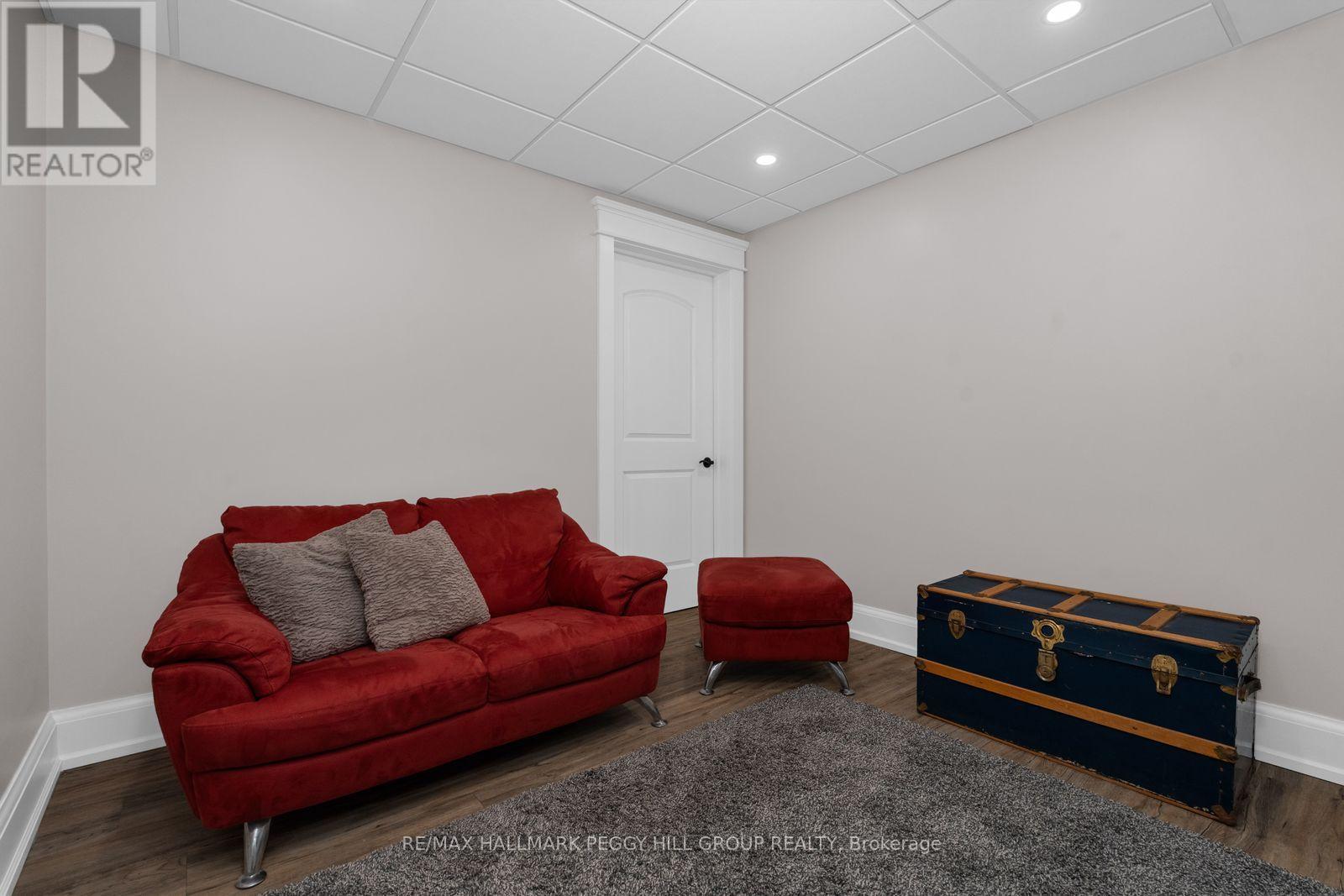 185 Skylark Road, Tiny, ON