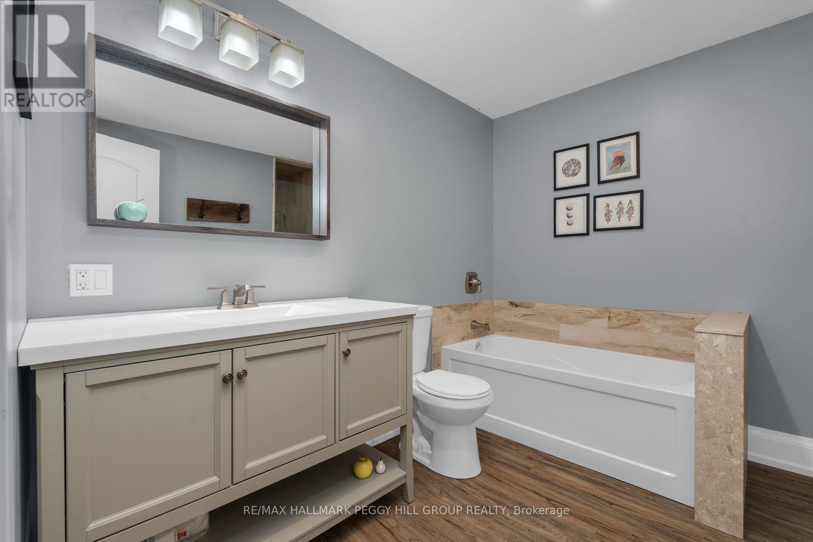 185 Skylark Road, Tiny, ON