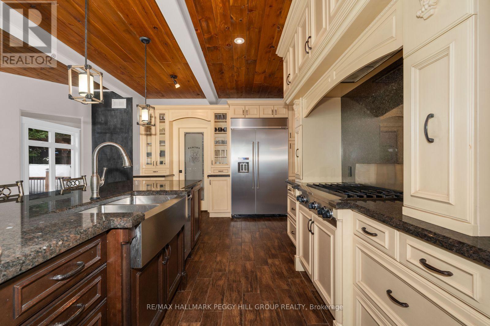 185 Skylark Road, Tiny, ON