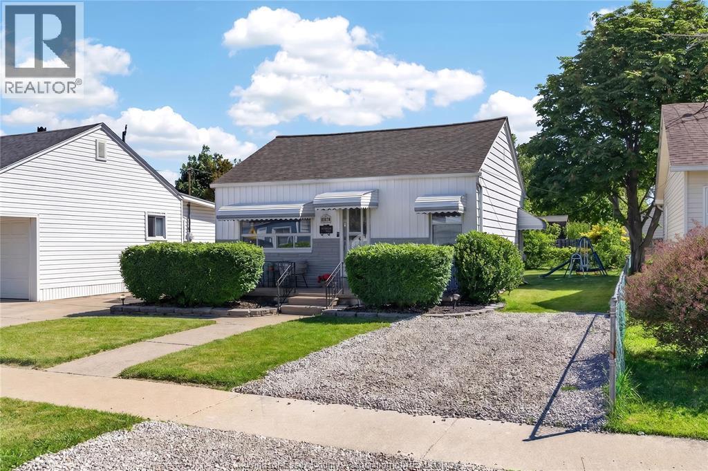2276 Marentette, Windsor, ON