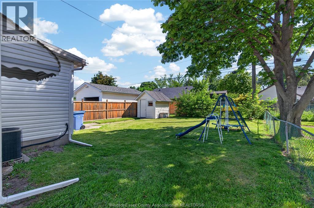 2276 Marentette, Windsor, ON