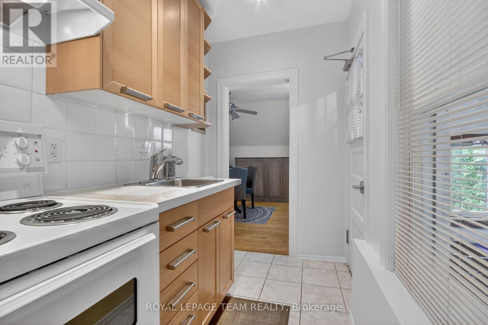 Easy access down the back stairs.... - 64 Delaware Avenue S, Ottawa, ON