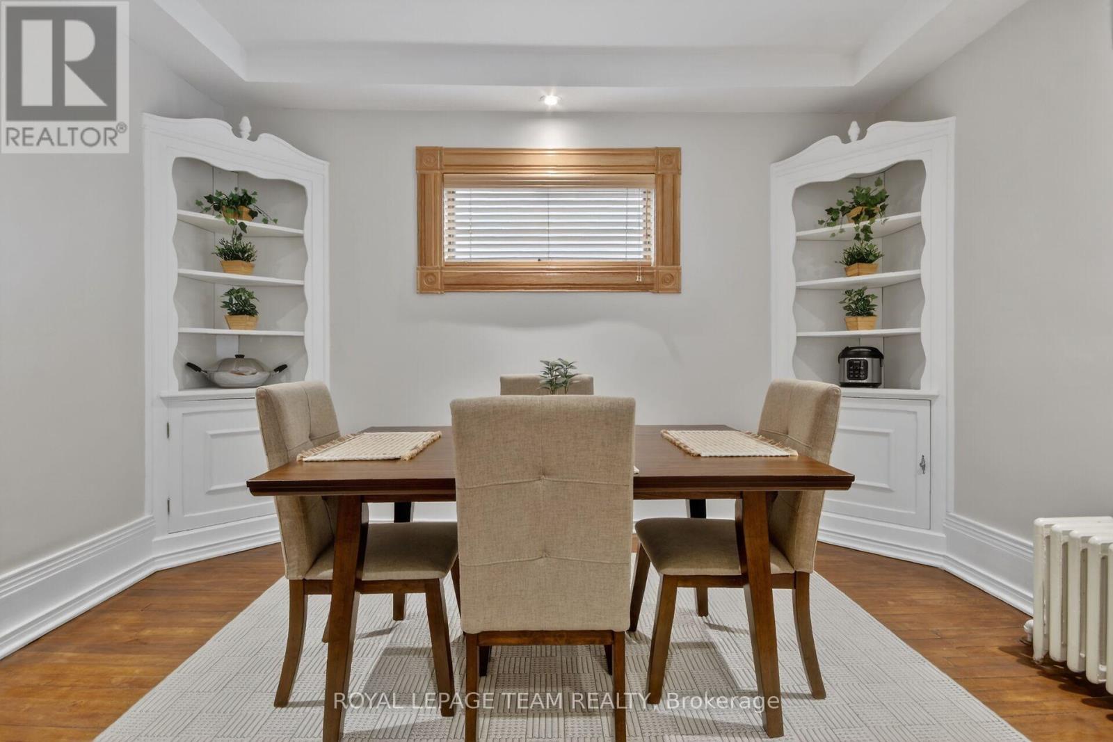 Many original features - 64 Delaware Avenue S, Ottawa, ON