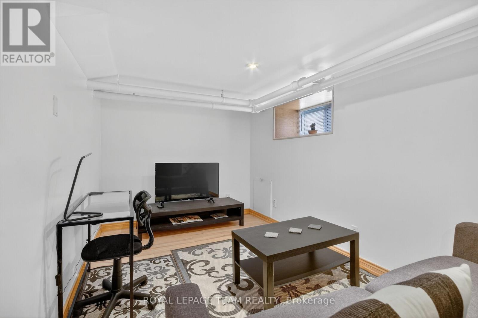 Cool in the summer, warm in the winter! - 64 Delaware Avenue S, Ottawa, ON